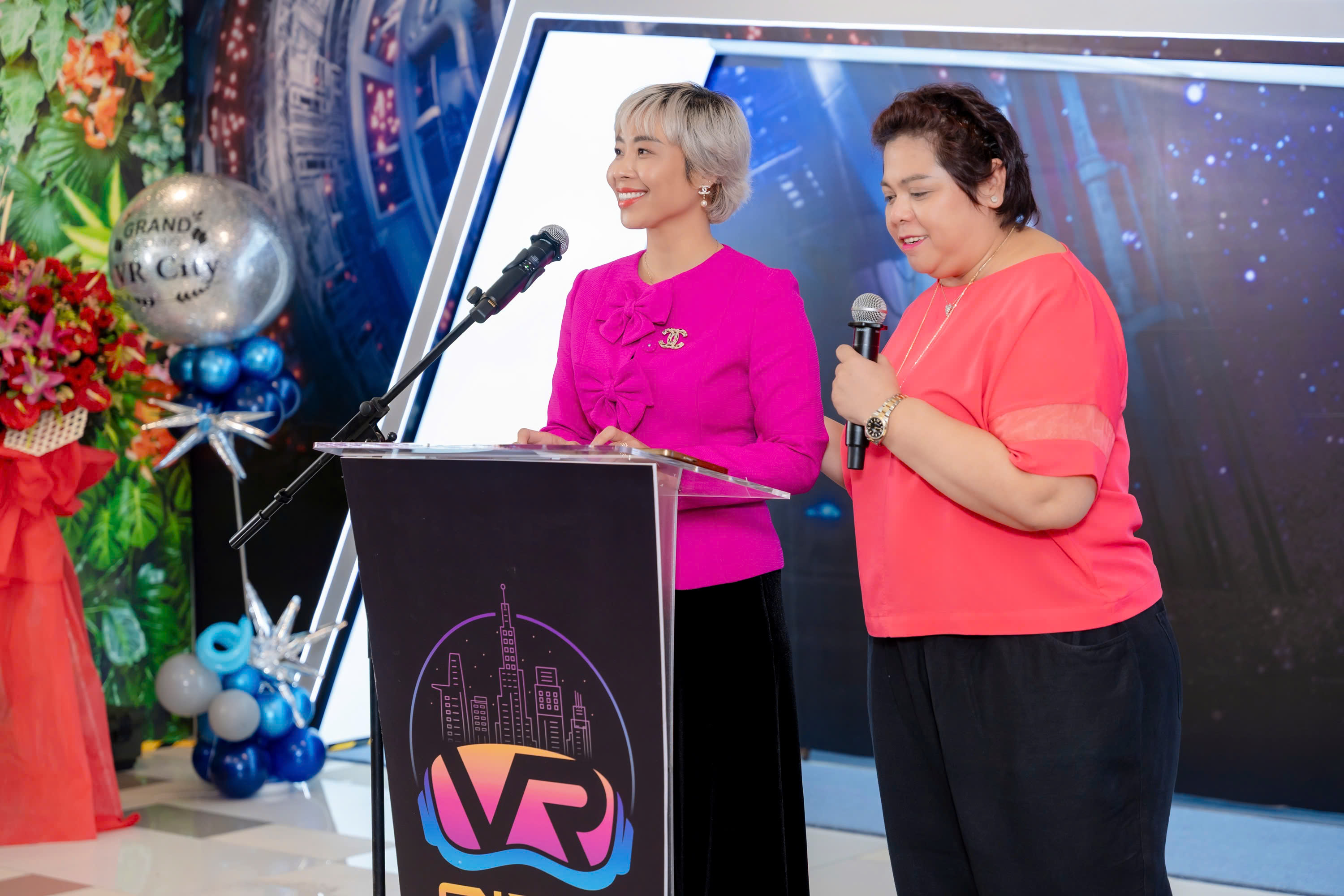 VR City, SC VivoCity. 