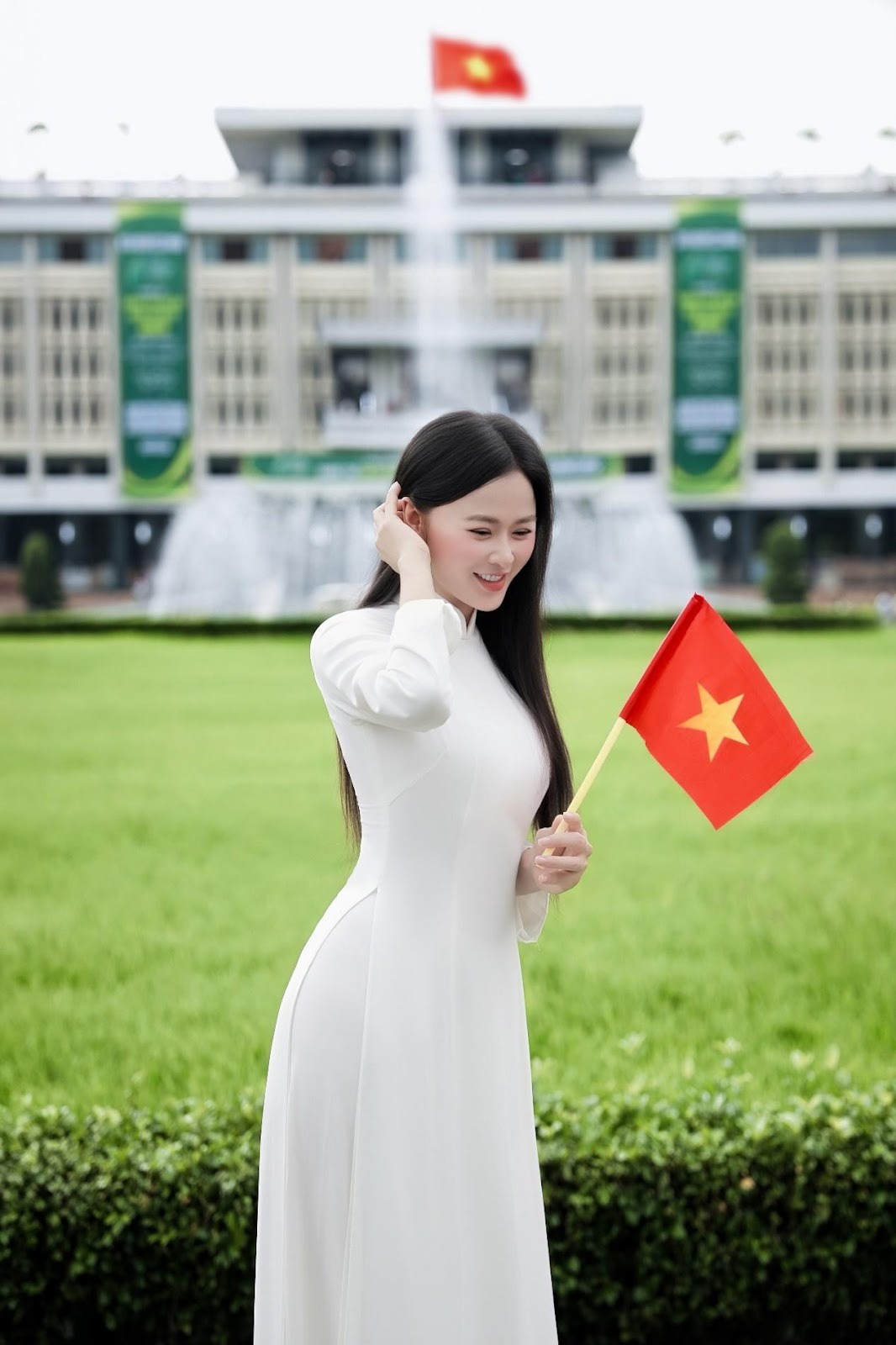 image005-ngoisaovn-w1066-h1600 2 ANNIE Nguyễn, Hoa Hậu ANNIE Nguyễn